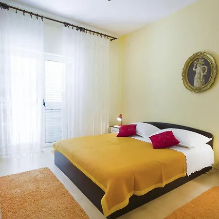 Vince Apartment *